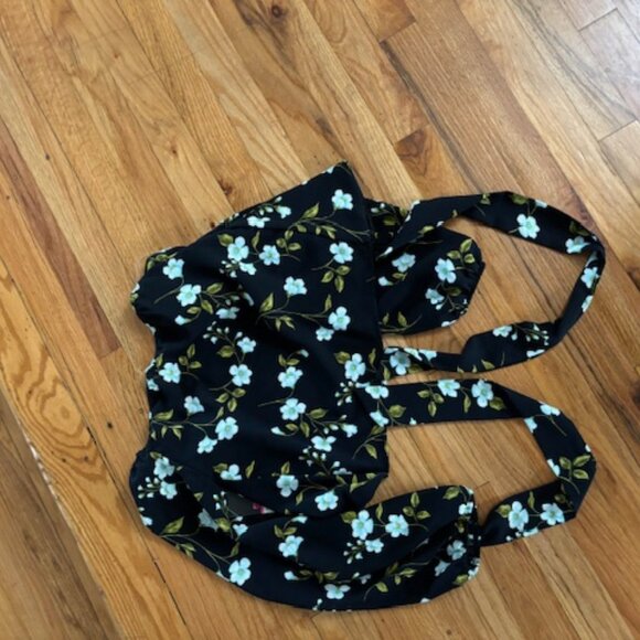 WOMANS GLOW PASSION BLOUSE SIZE SMALL NWT - Picture 3 of 3